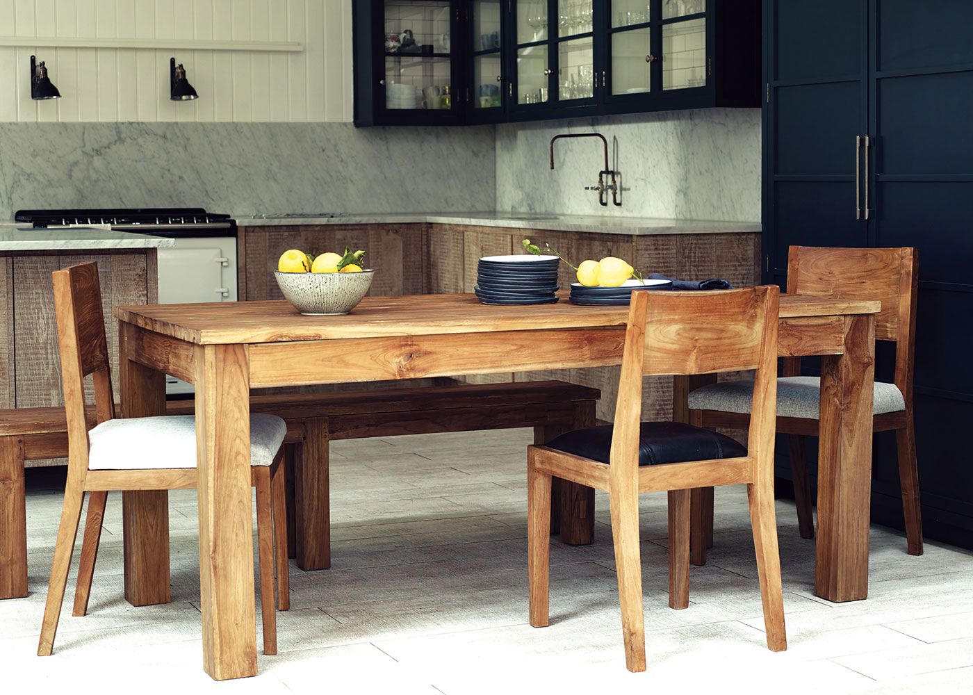 Lifestyle Dining Table