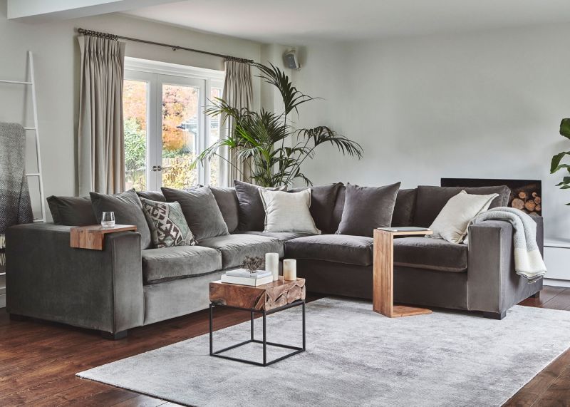 Manhattan Corner Unit