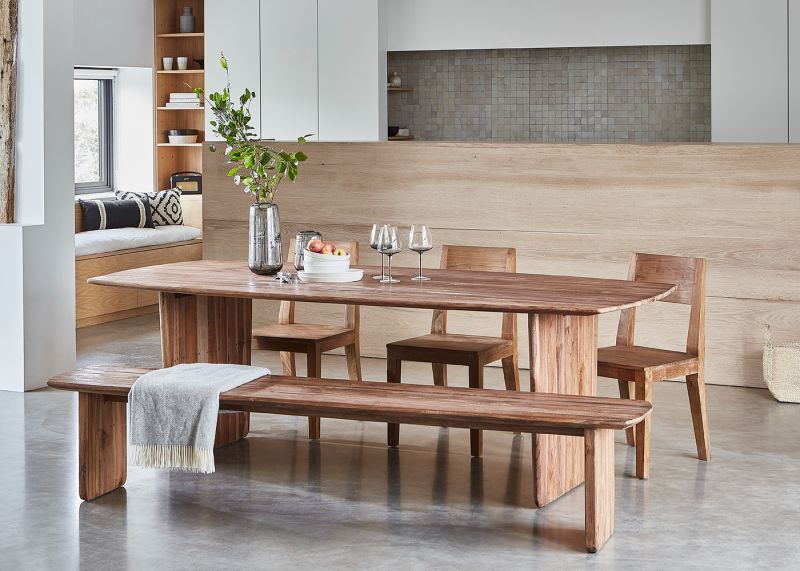Neve Bench 