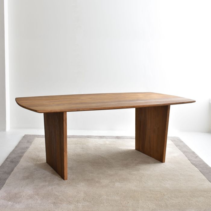 Neve Dining Table 002 - Outlet